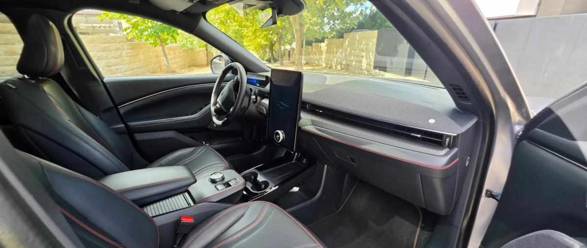 ford-mustang-mach-e-long-range-2022-eletrico