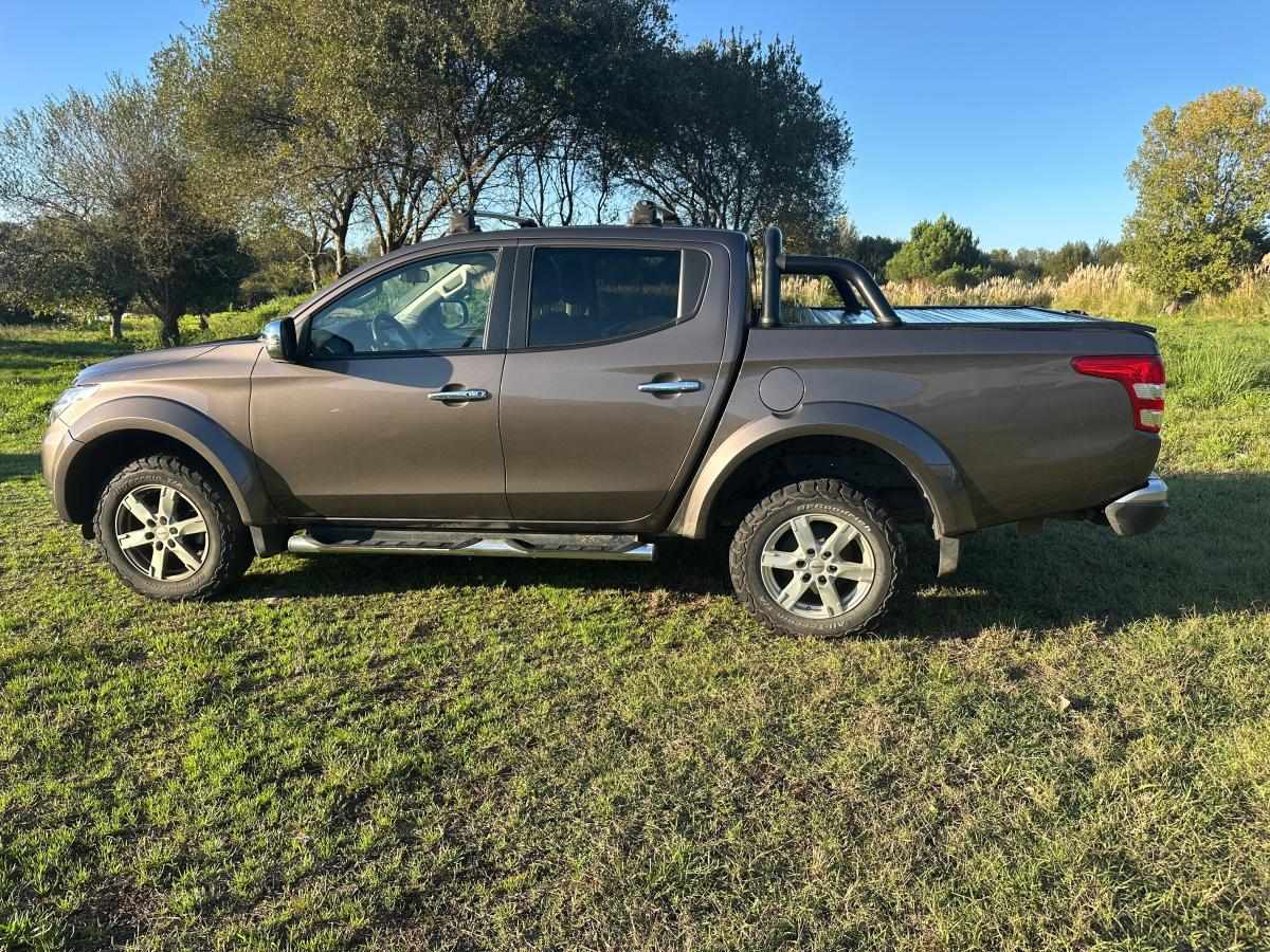 mitsubishi-l200-2-4-di-d-4wd-2017-diesel-2442cc