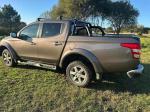 mitsubishi-l200-2-4-di-d-4wd-2017-diesel-2442cc