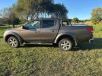 mitsubishi-l200-2-4-di-d-4wd-2017-diesel-2442cc
