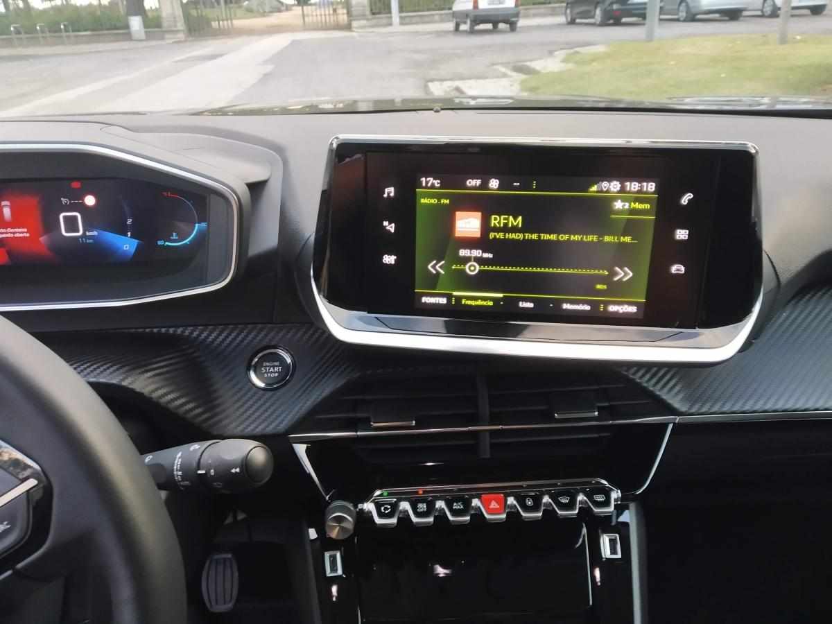 peugeot-2008-1-2-puretech-2020-gasolina-1199cc