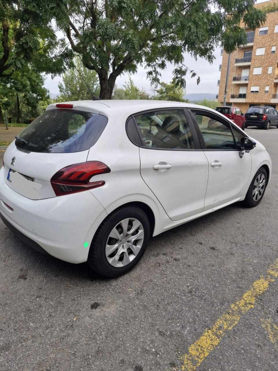 peugeot-208-1-2-vti-2019-gasolina-1199cc