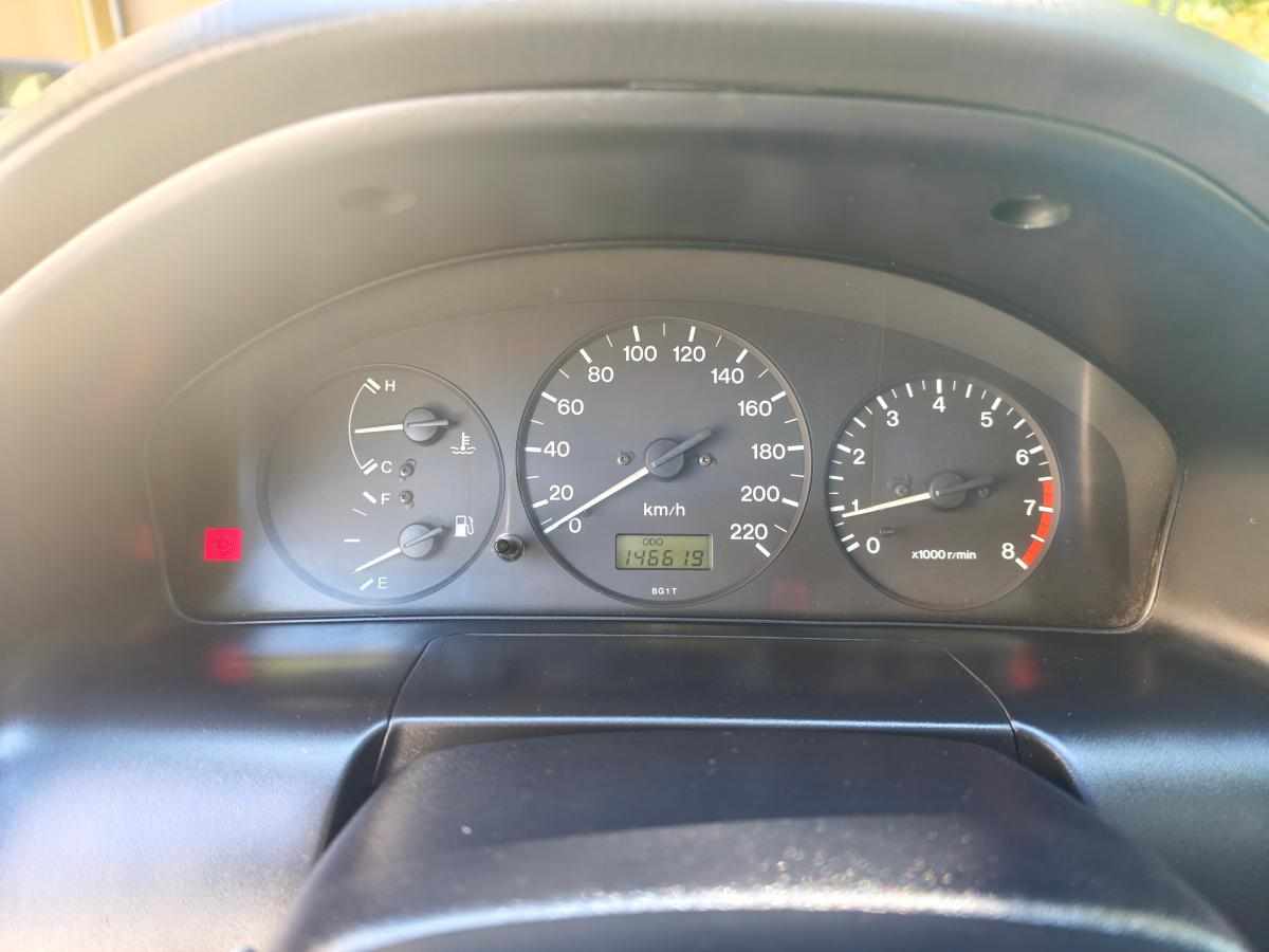 mazda-323-1-3-1998-gasolina-1324cc