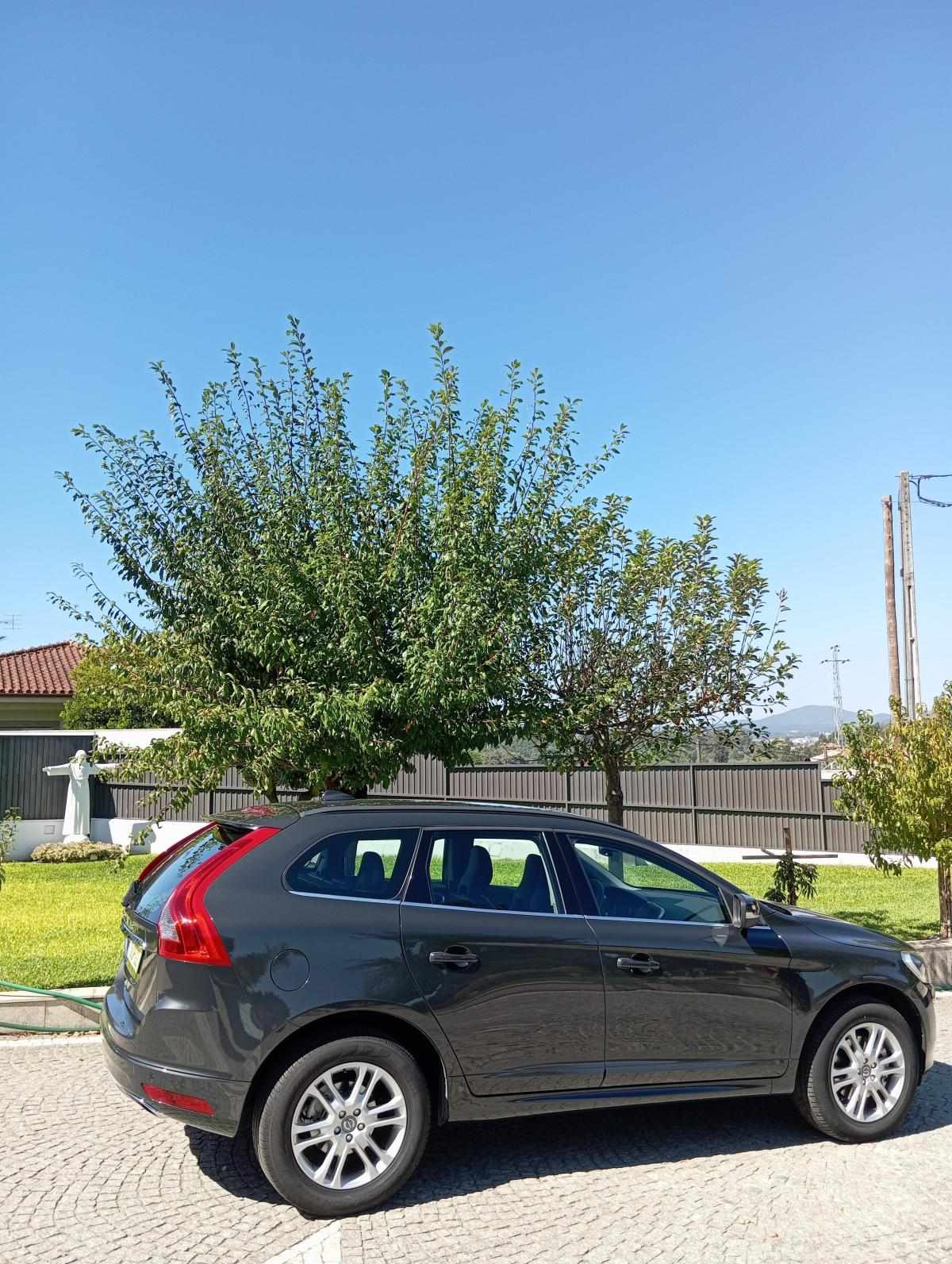 volvo-xc60-2-0-d4-2014-diesel-1969cc