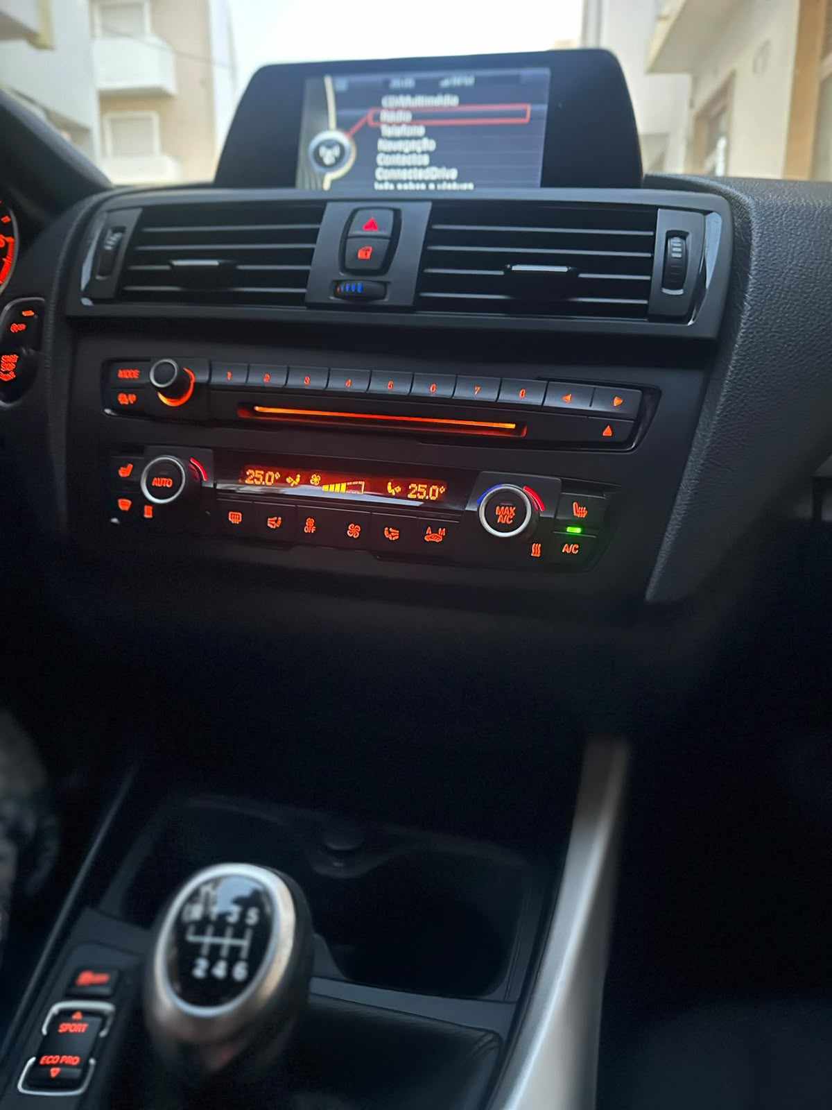 bmw-serie-1-114d-2014-diesel-1598cc