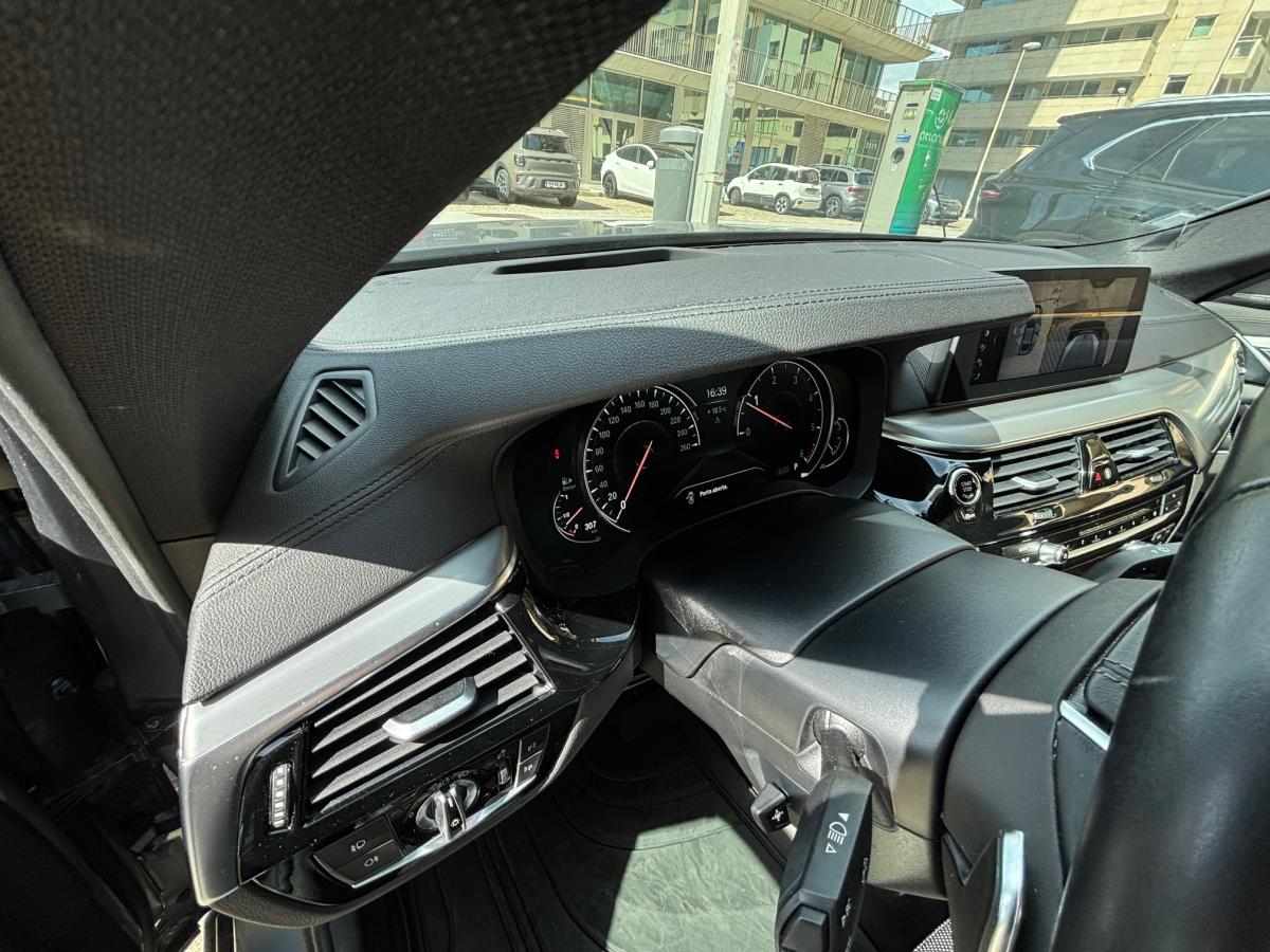 bmw-serie-5-520d-2018-diesel-1995cc