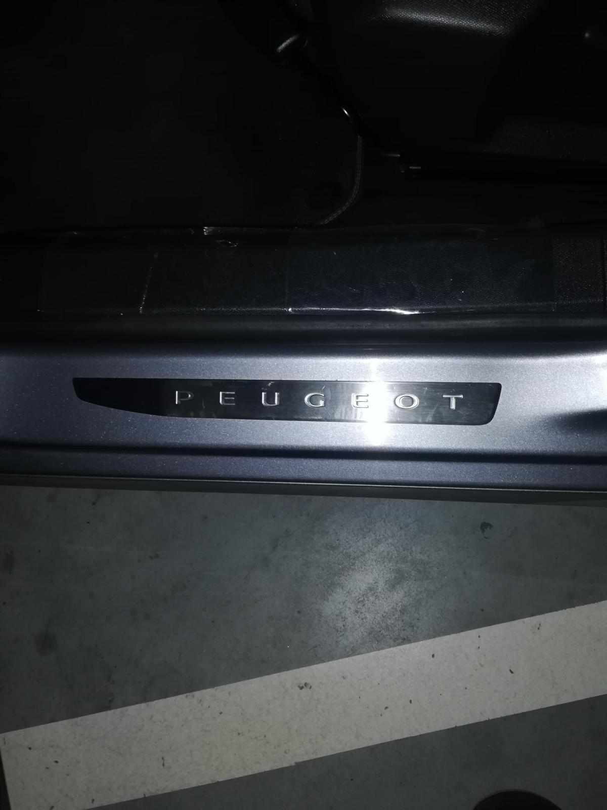 peugeot-308-1-2-e-thp-2017-gasolina-1199cc