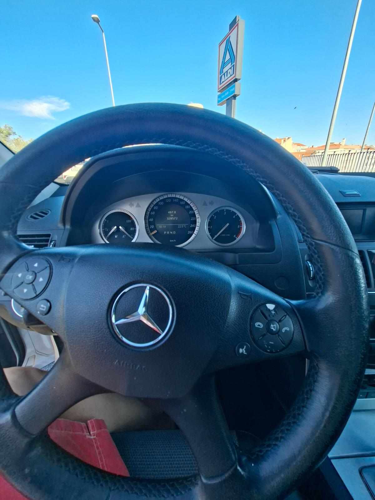 mercedes-benz-classe-c-c-220-cdi-2008-diesel-2148cc