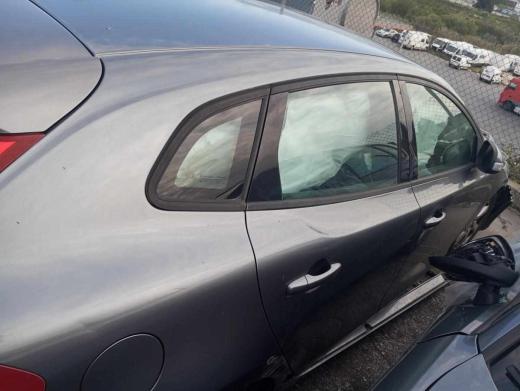 volvo-v40-1-6-d2-2014-diesel-1560cc
