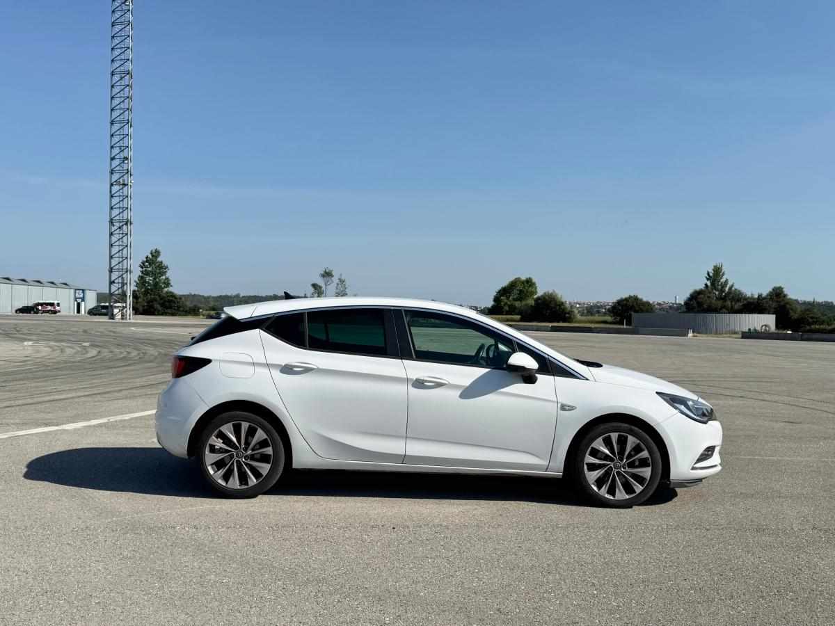 opel-astra-1-6-cdti-2015-diesel-1598cc