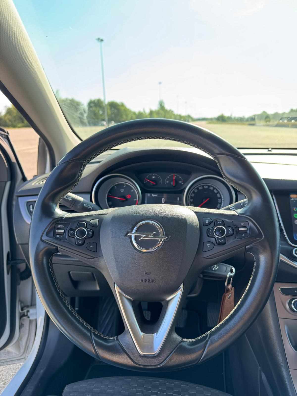 opel-astra-1-6-cdti-2015-diesel-1598cc