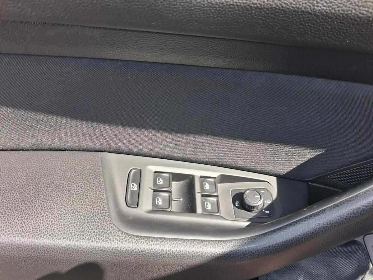 volkswagen-passat-1-6-tdi-bluemotion-2018-diesel-1598cc