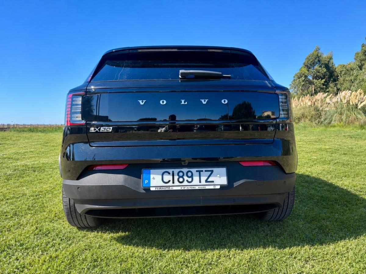 volvo-ex30-69-kwh-2025-eletrico