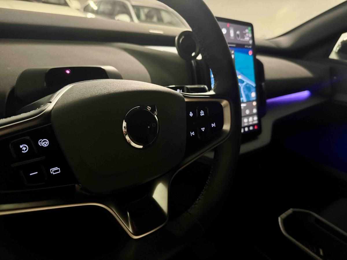 volvo-ex30-69-kwh-2025-eletrico