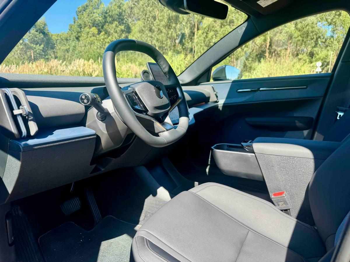 volvo-ex30-69-kwh-2025-eletrico