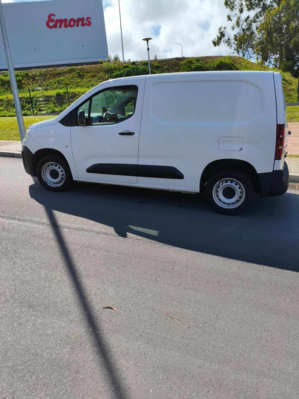 citroen-berlingo-1-5-bluehdi-2022-diesel-1499cc