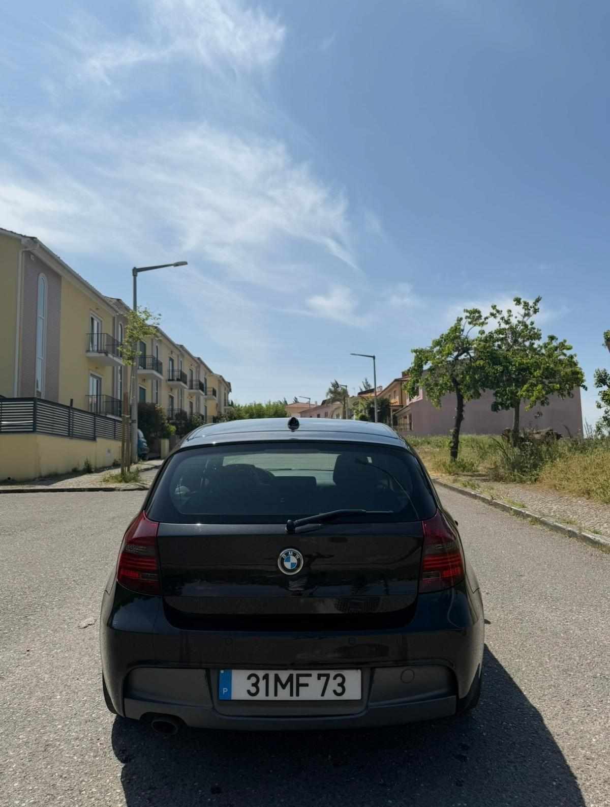 bmw-serie-1-2011-diesel-1995cc