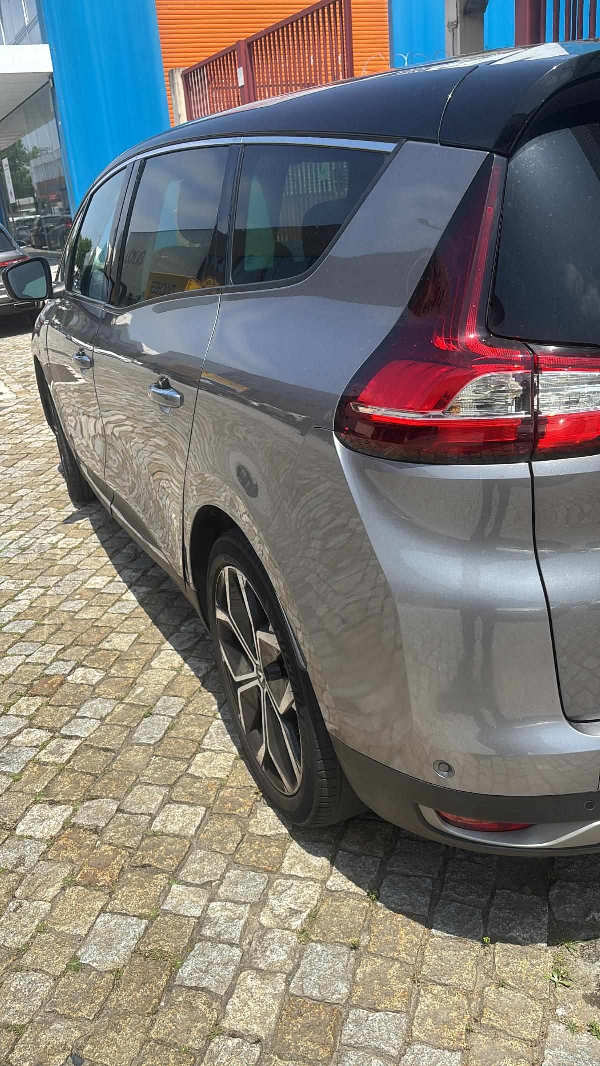 renault-grand-scenic-1-5-2021-diesel-1500cc