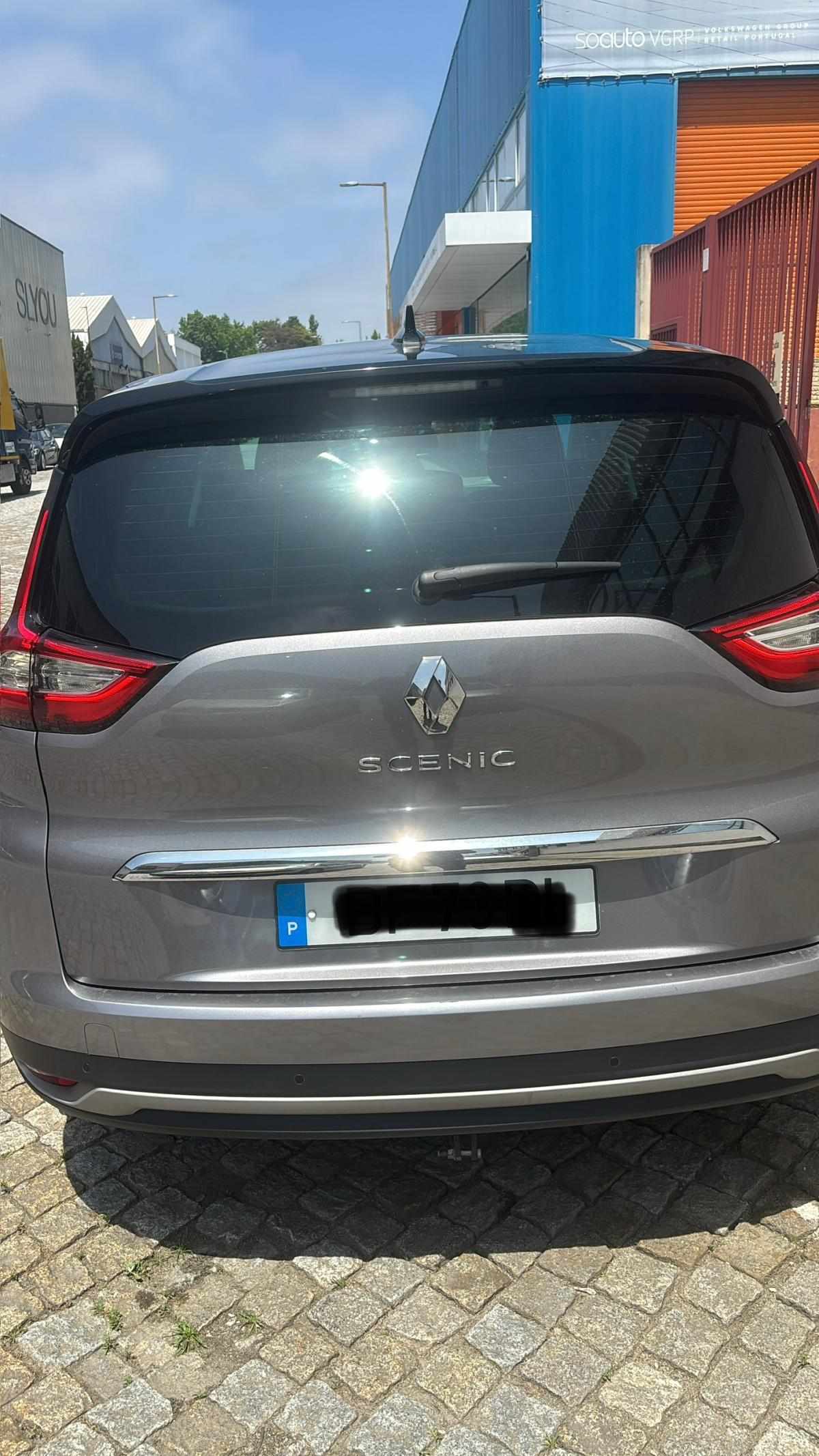 renault-grand-scenic-1-5-2021-diesel-1500cc