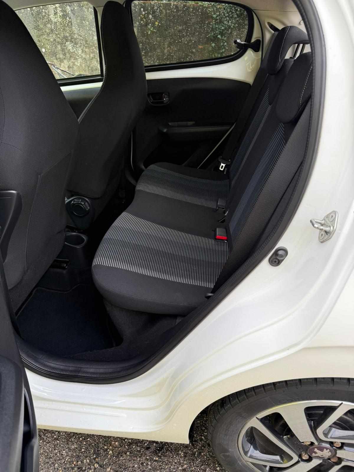 peugeot-108-1-2-vti-2017-gasolina-1199cc