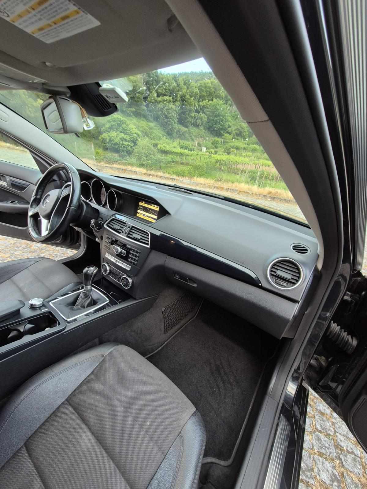 mercedes-benz-classe-c-c-220-cdi-2012-diesel-2143cc