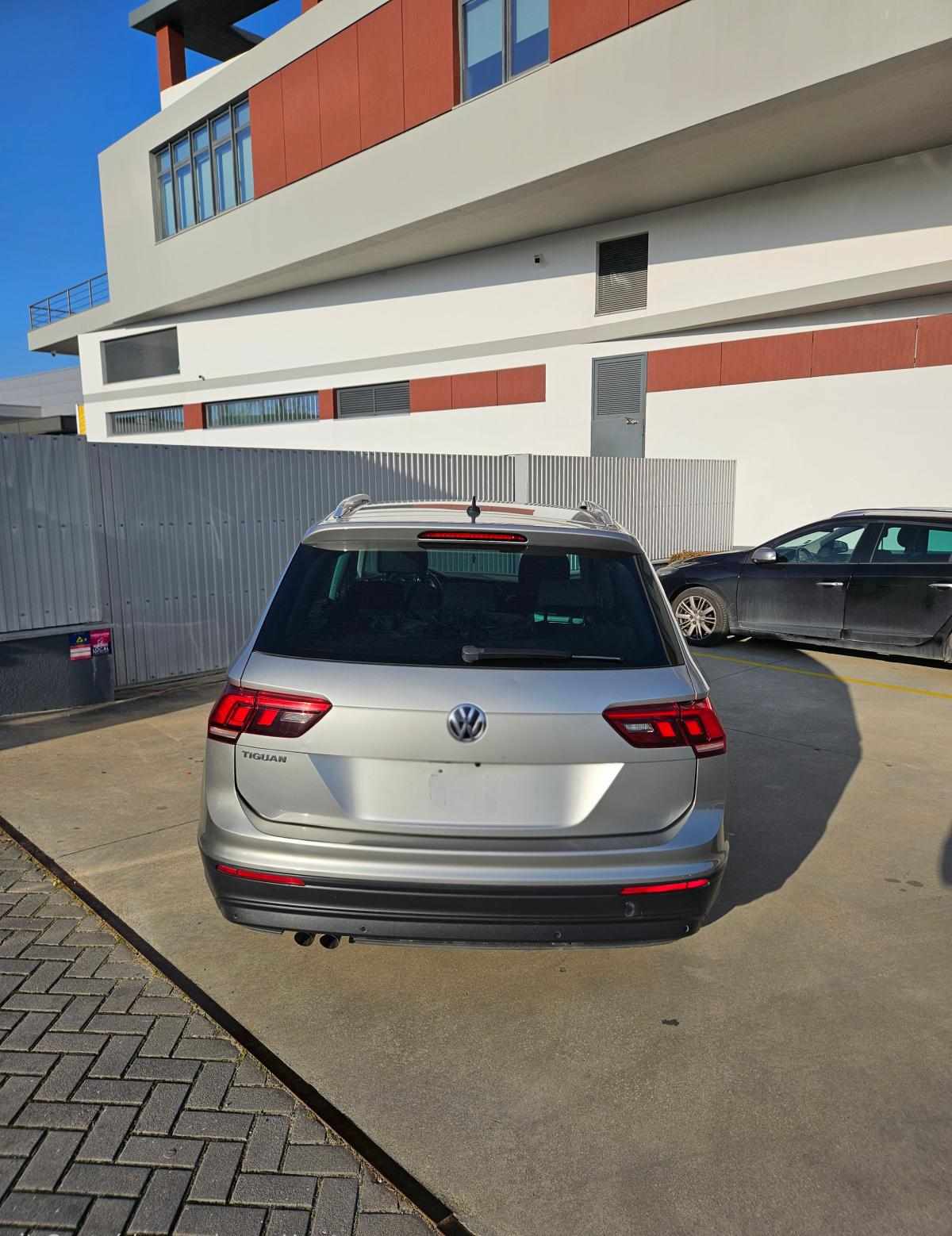 volkswagen-tiguan-2-0-tdi-bluemotion-2018-diesel-1968cc