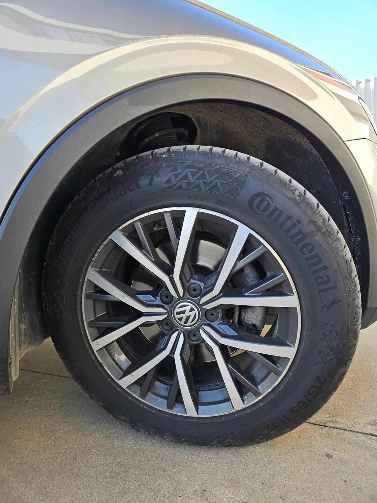 volkswagen-tiguan-2-0-tdi-bluemotion-2018-diesel-1968cc
