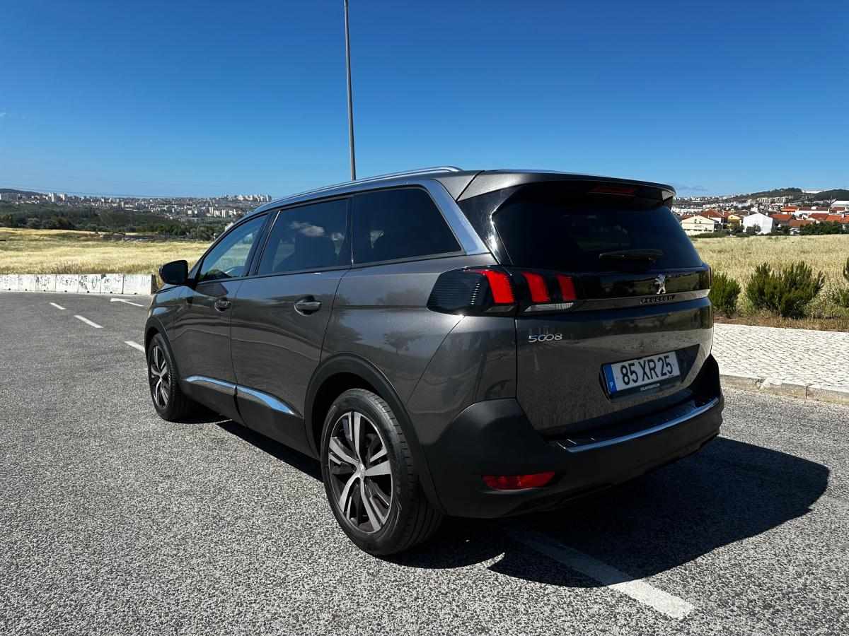 peugeot-5008-1-5-bluehdi-2019-diesel-1499cc