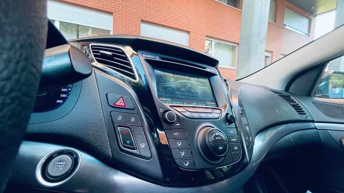 hyundai-i40-1-7-crdi-2013-diesel-1685cc