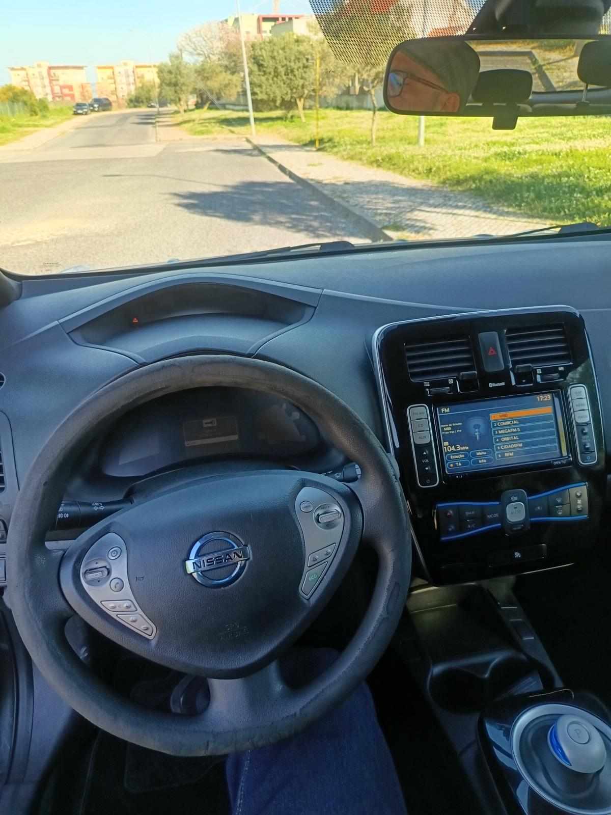 nissan-leaf-24-kwh-2014-eletrico