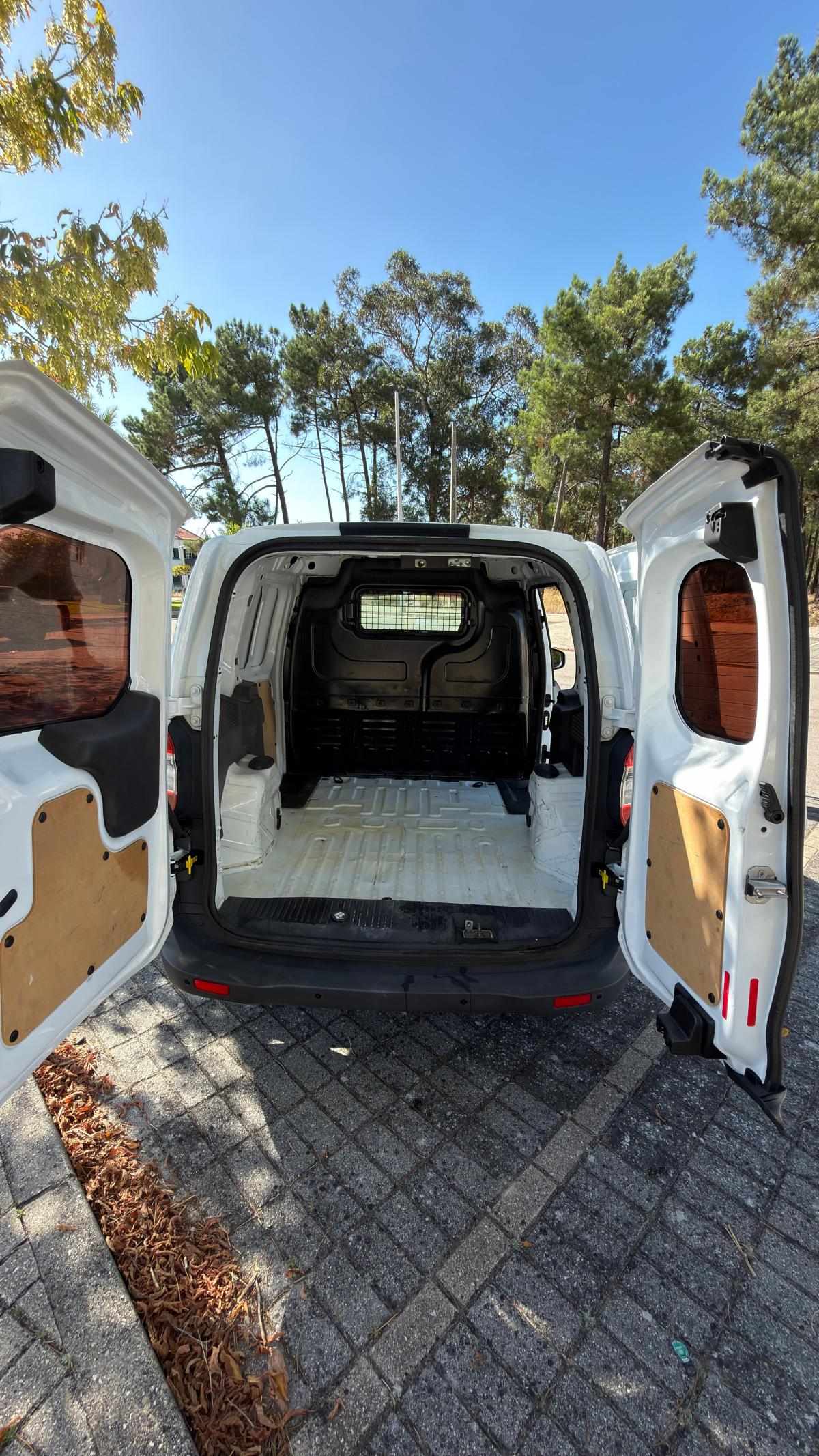 ford-transit-courier-1-5-75cv-2017-diesel-1499cc