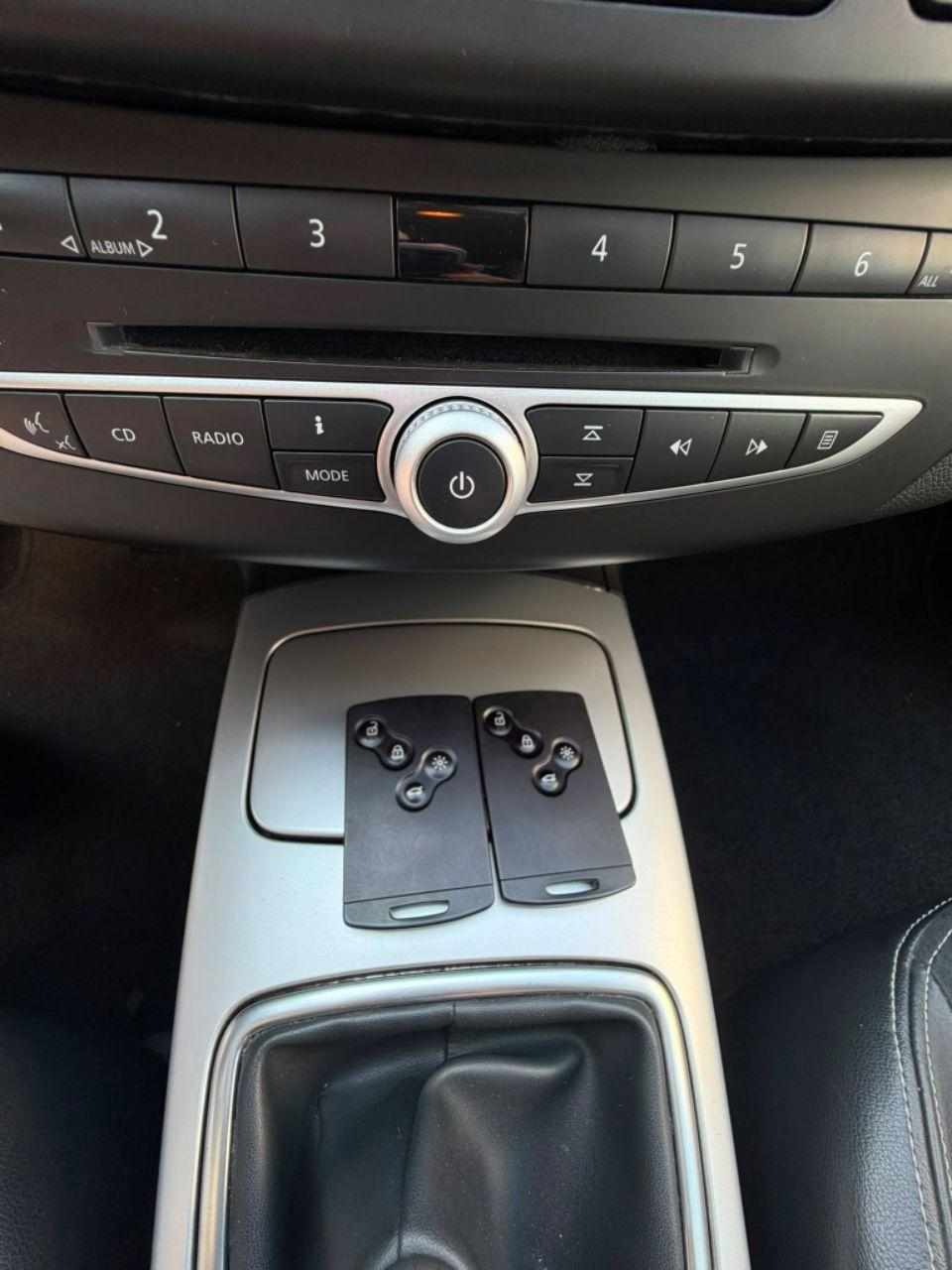 renault-laguna-2-0-dci-2008-diesel-1995cc