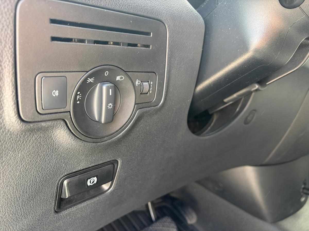 mercedes-benz-vito-116-cdi-2019-diesel-1950cc