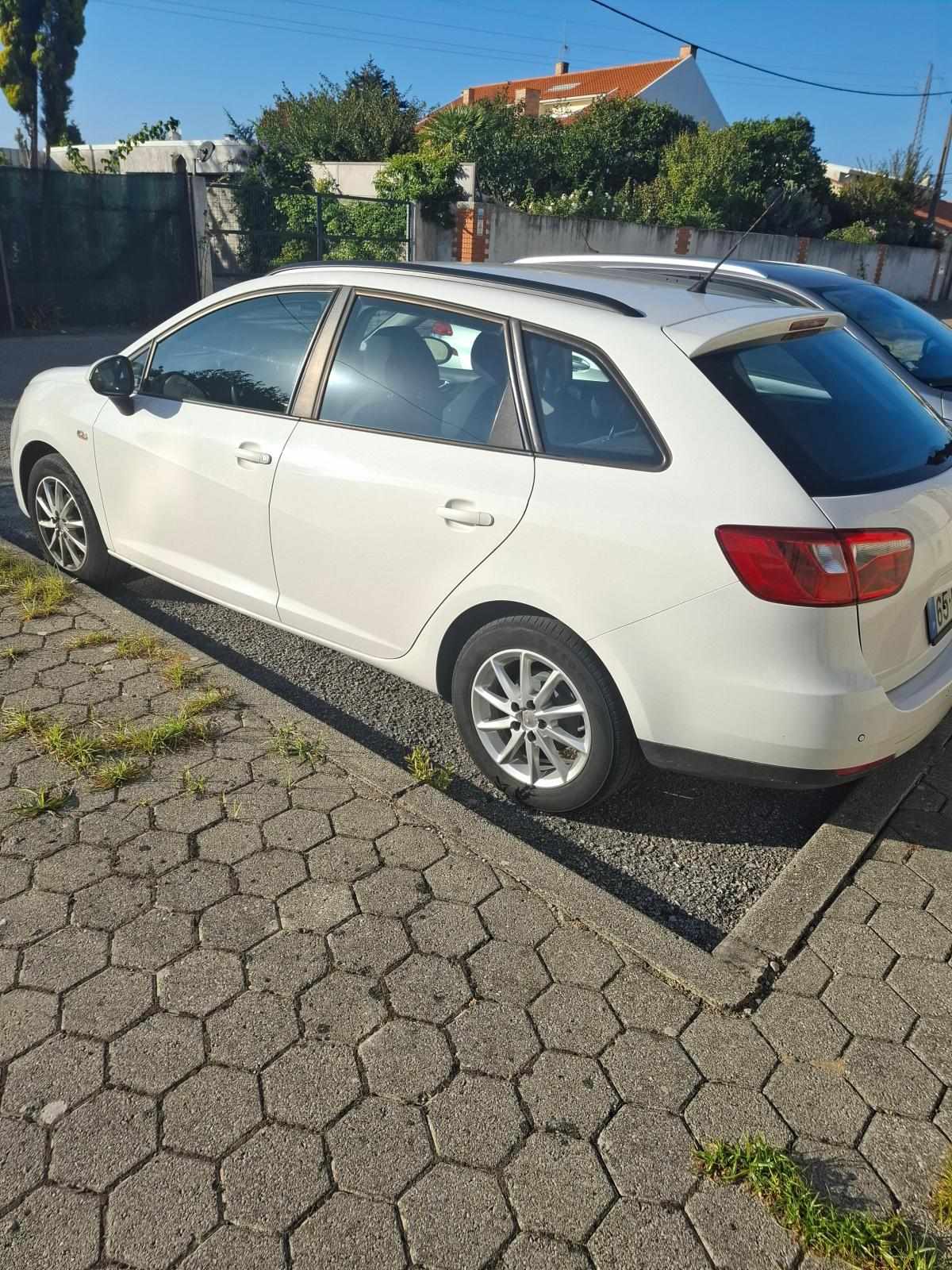 seat-ibiza-1-2-69cv-2013-gasolina-1198cc
