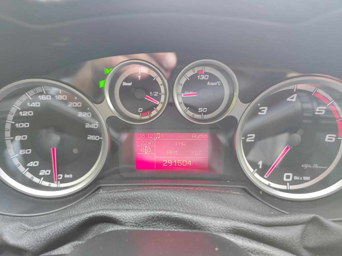 alfa-romeo-mito-1-3-jtdm-16v-2010-diesel-1248cc