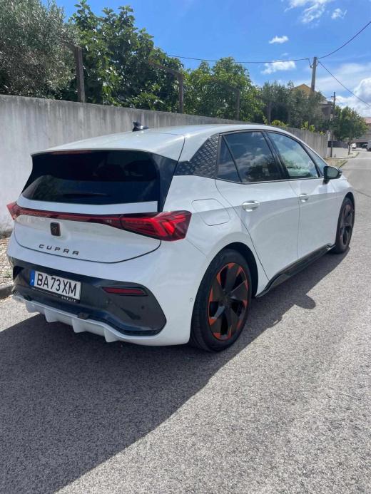cupra-born-2023-eletrico