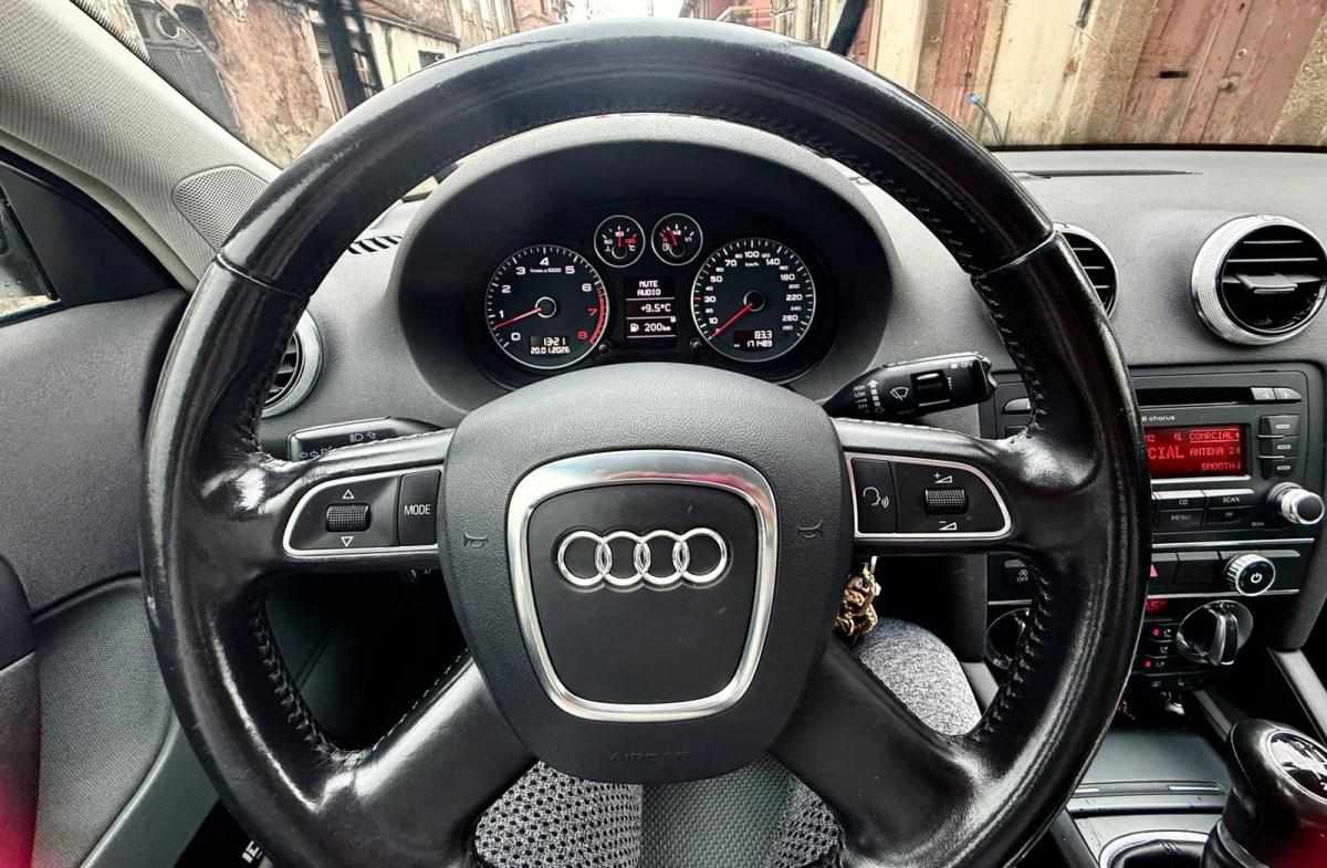 audi-a3-sportback-1-6tdi-gps-2014-diesel-1560cc