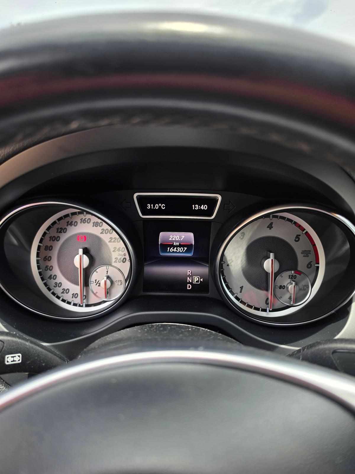 mercedes-benz-cla-220-cdi-4matic-2015-diesel-2143cc