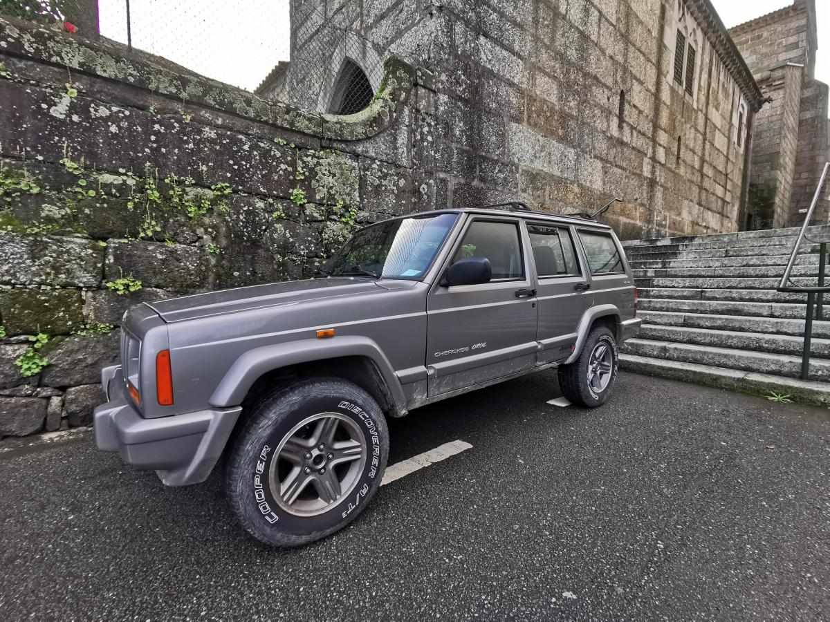 jeep-cherokee-2-5-4x4-2000-diesel-2499cc