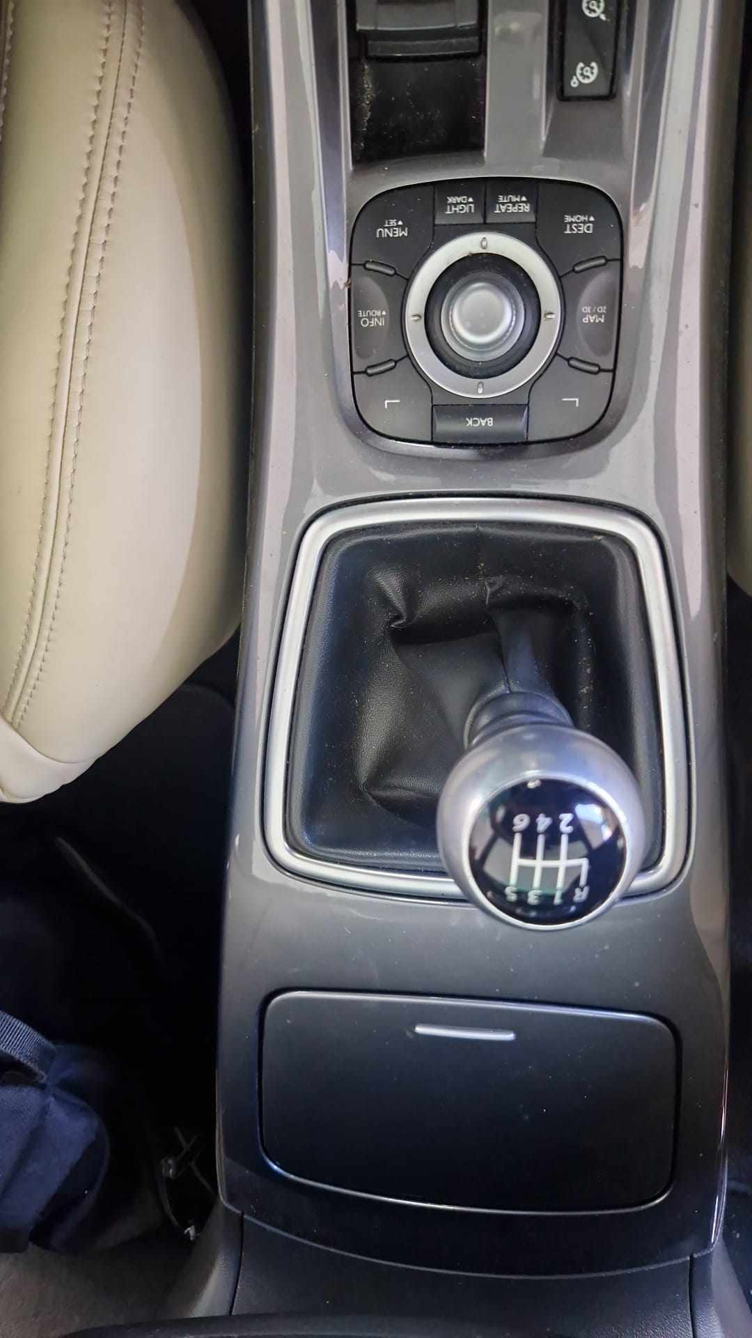 renault-laguna-2-0-dci-2010-diesel-1995cc
