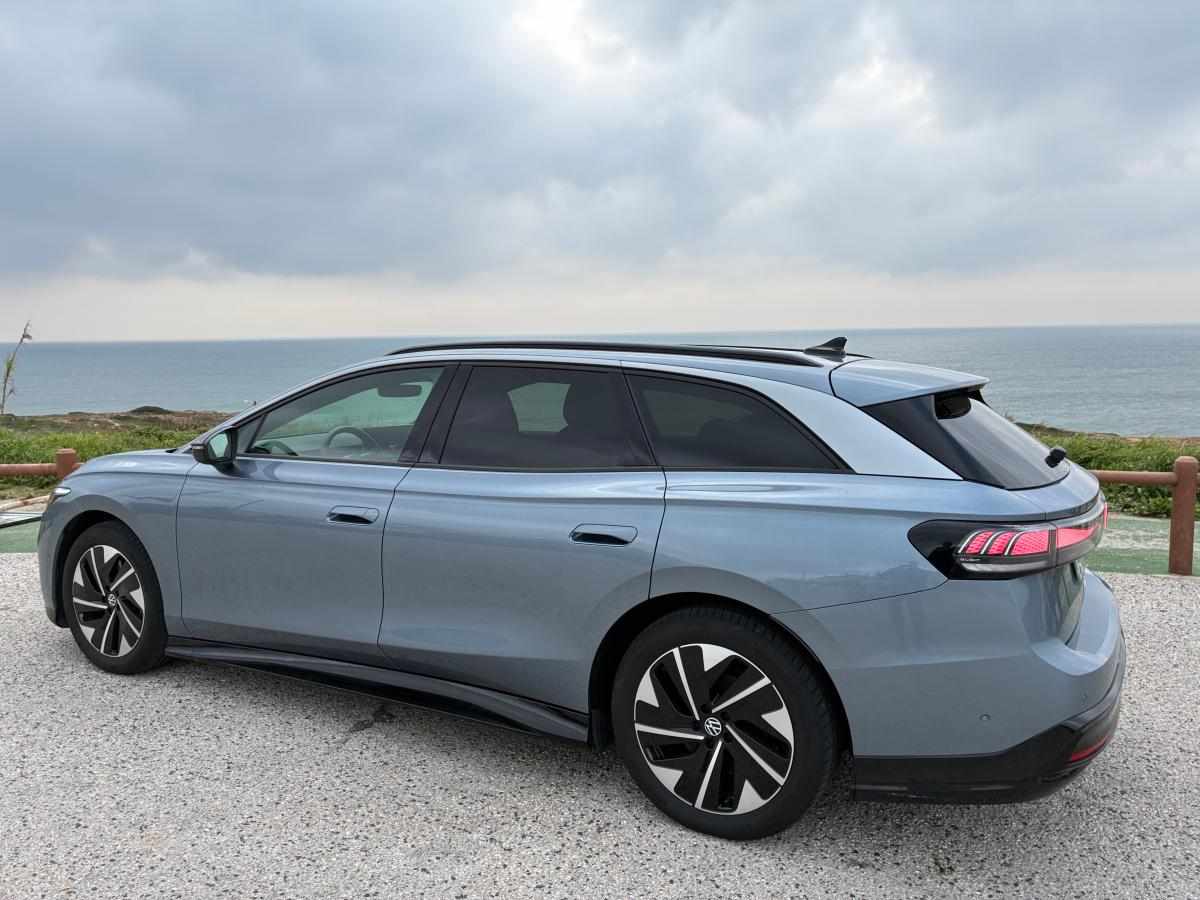 volkswagen-id-7-82-kwh-pro-2025-eletrico