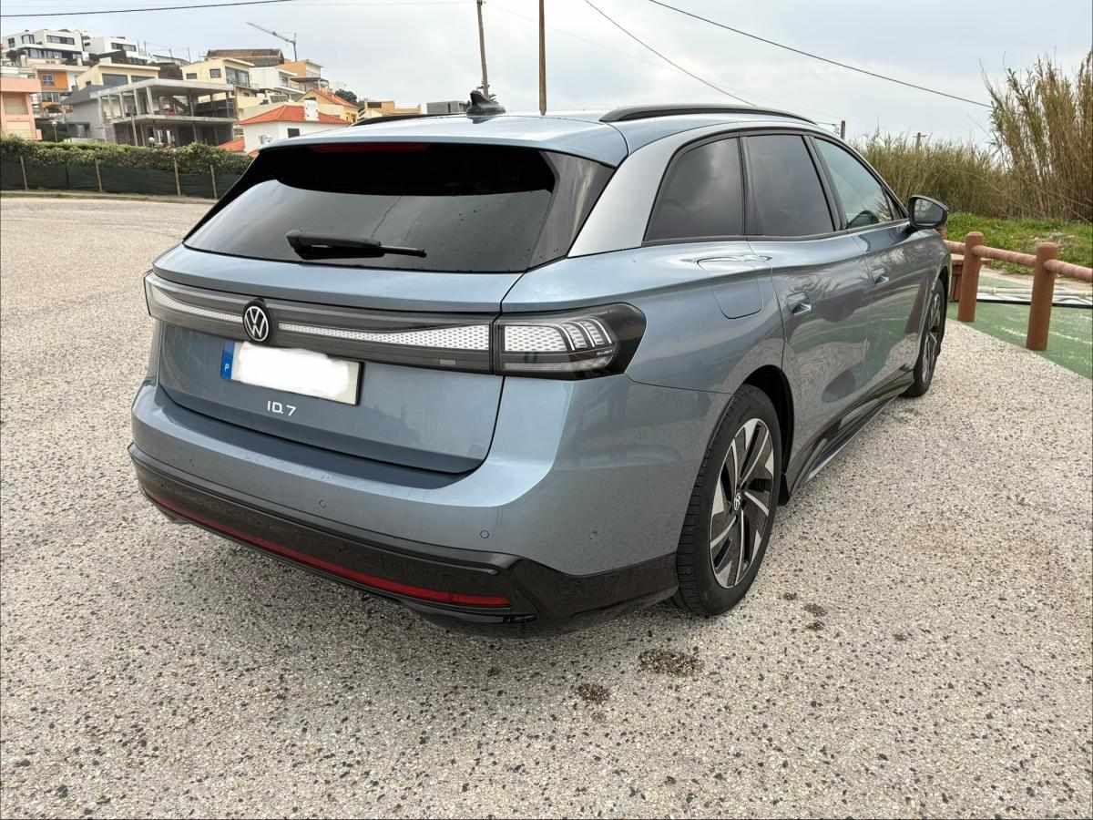 volkswagen-id-7-82-kwh-pro-2025-eletrico