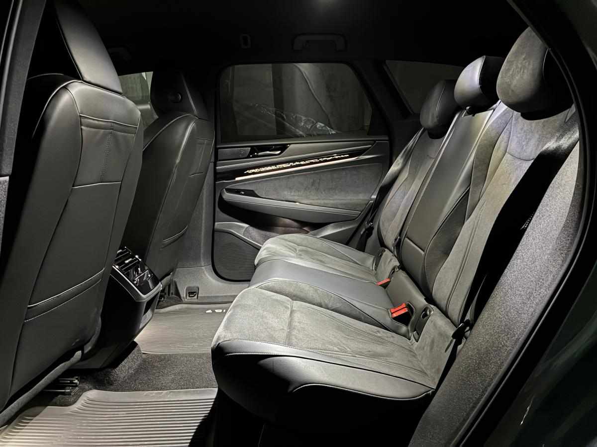 volkswagen-id-7-82-kwh-pro-2025-eletrico