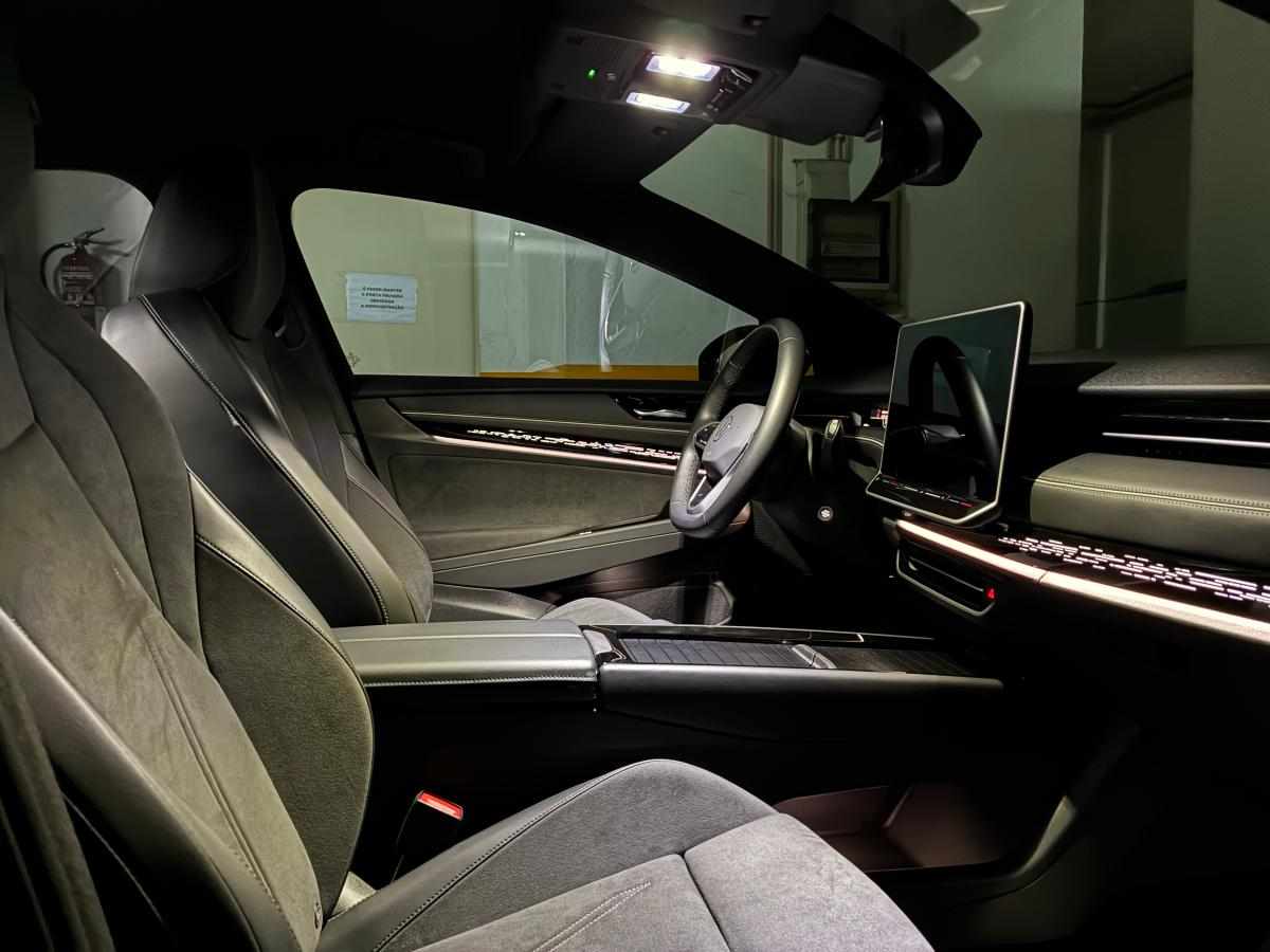 volkswagen-id-7-82-kwh-pro-2025-eletrico