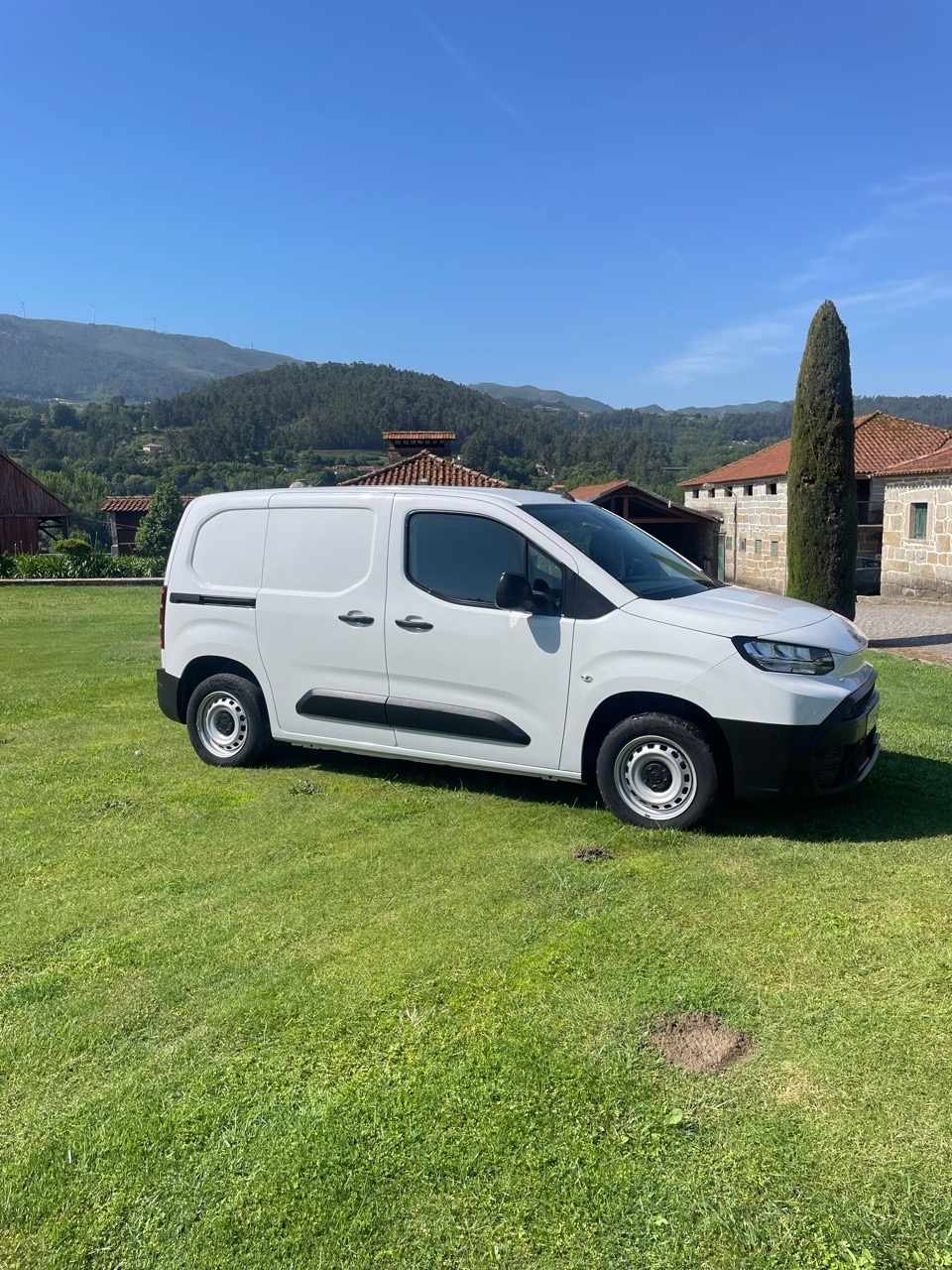 toyota-proace-city-1-5d-adblue-2024-diesel-1499cc