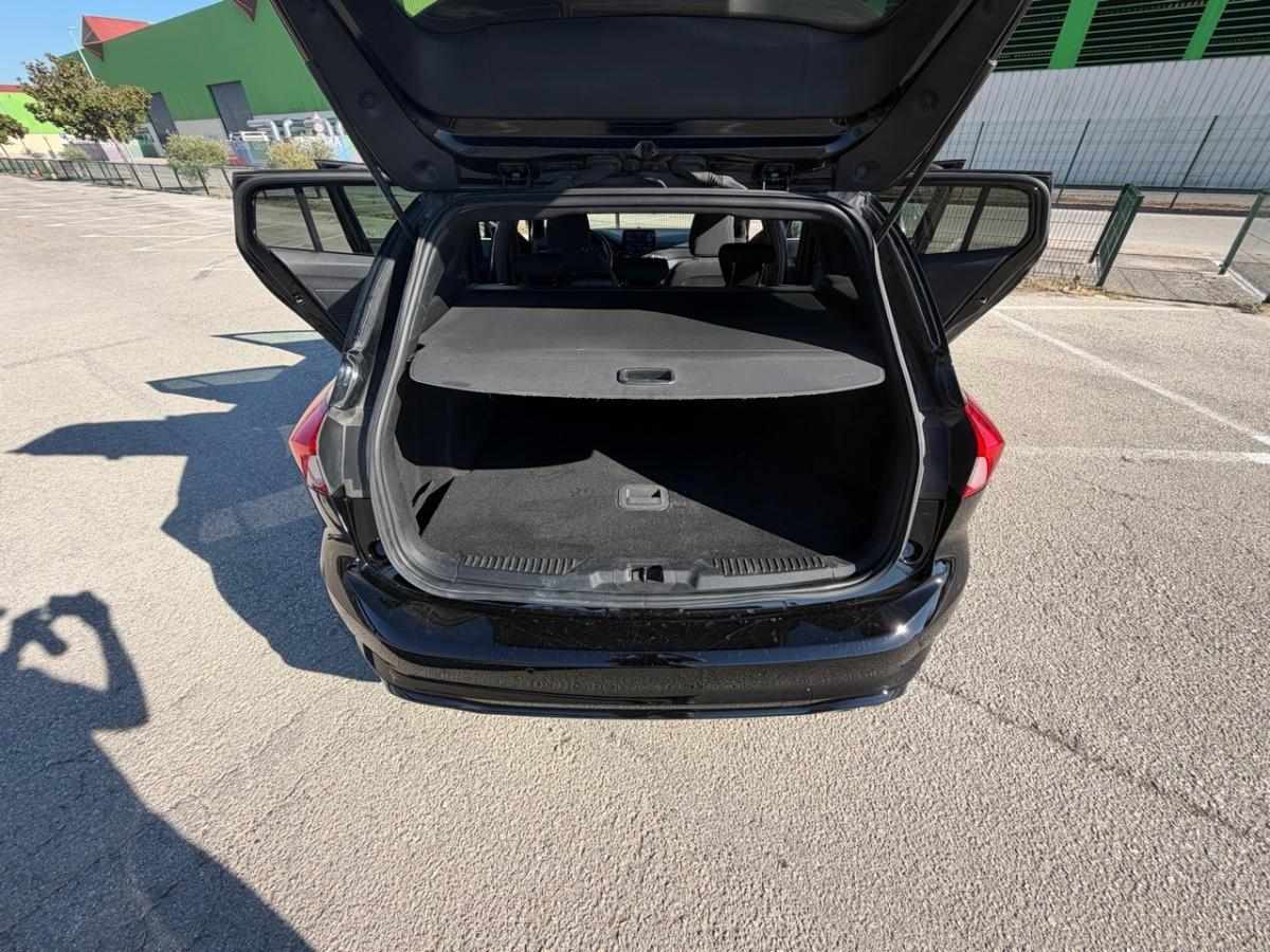 ford-focus-sw-1-6-tdci-2018-diesel-1560cc