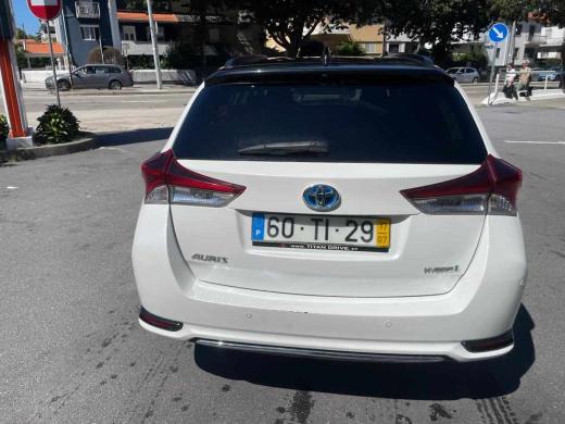 toyota-auris-1-8hsd-2017-hibrido-1800cc
