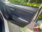 toyota-auris-1-8hsd-2017-hibrido-1800cc