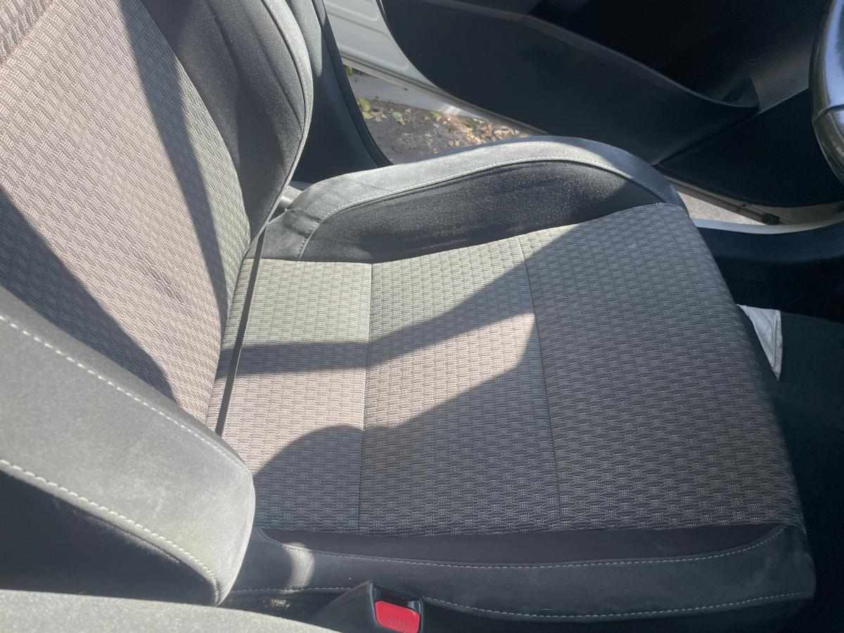 toyota-auris-1-8hsd-2017-hibrido-1800cc