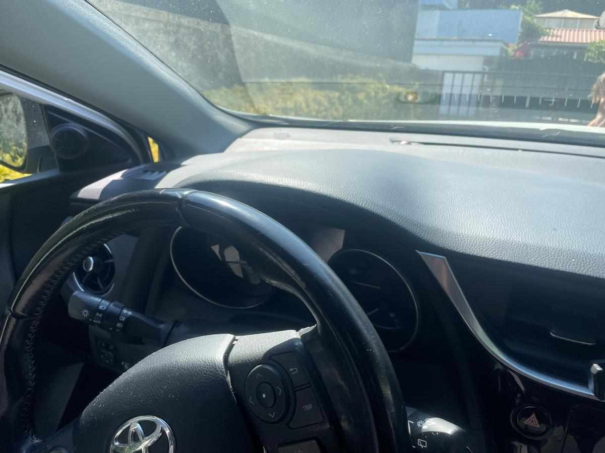 toyota-auris-1-8hsd-2017-hibrido-1800cc